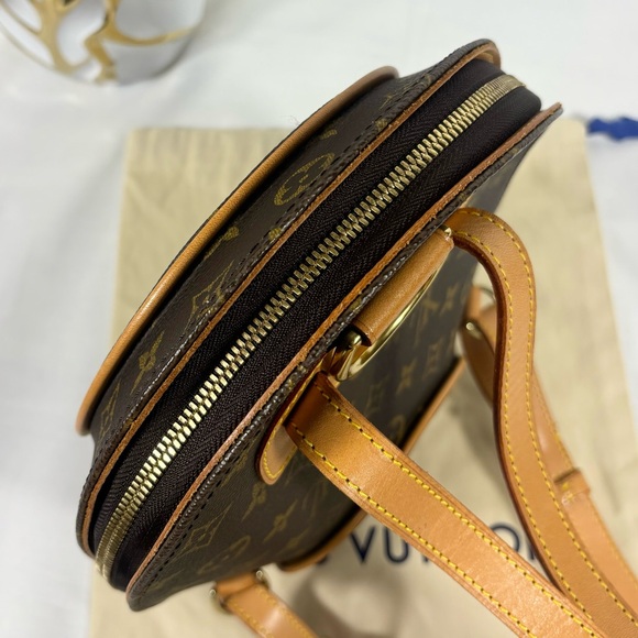 Amazing Rare Louis Vuitton Ellipse Backpack Sold - Picture 8 of 16